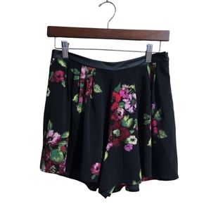 Mimi Chica Floral Black Women's Shorts